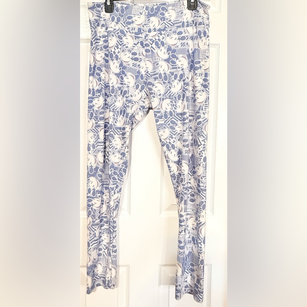 Blue and White Patterned Leggings